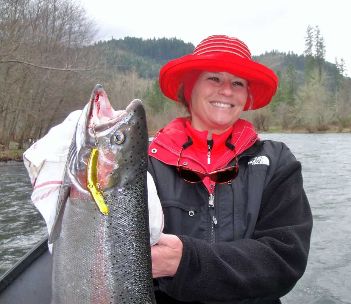 Rogue River Fishing: Catch Salmon, Steelhead and Trout (2024