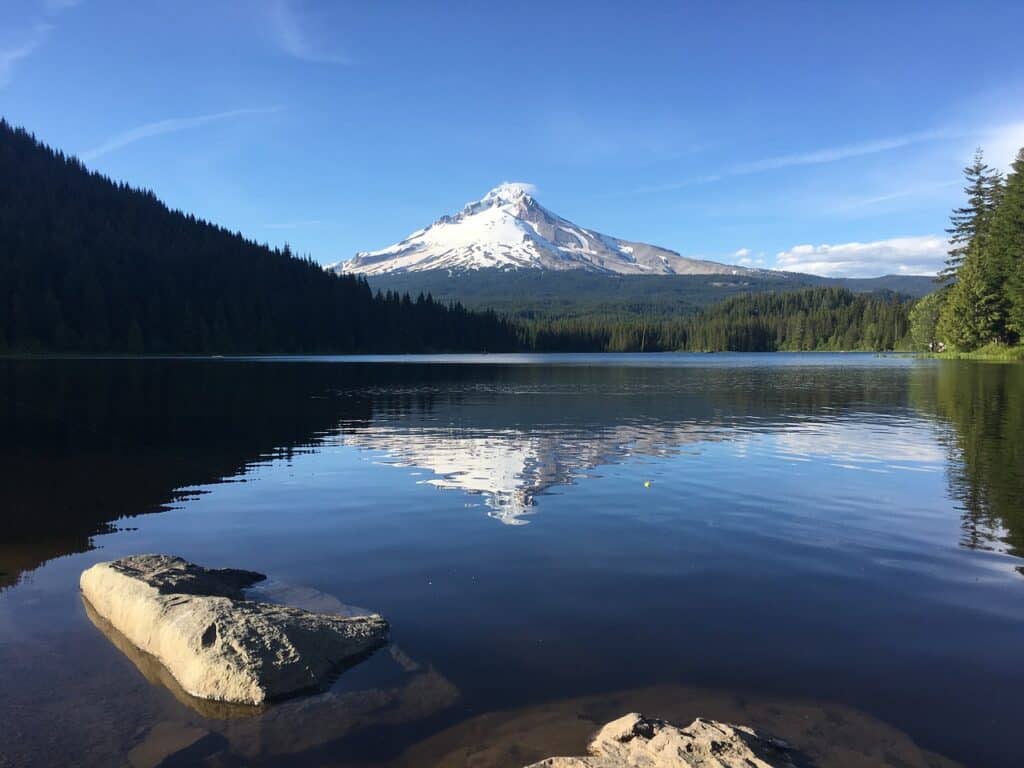 Mount Hood with a nice reflection on Trillium Lake.