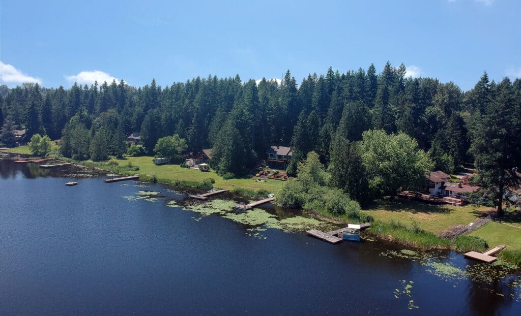 An aerial view of Lake Desire in King County.