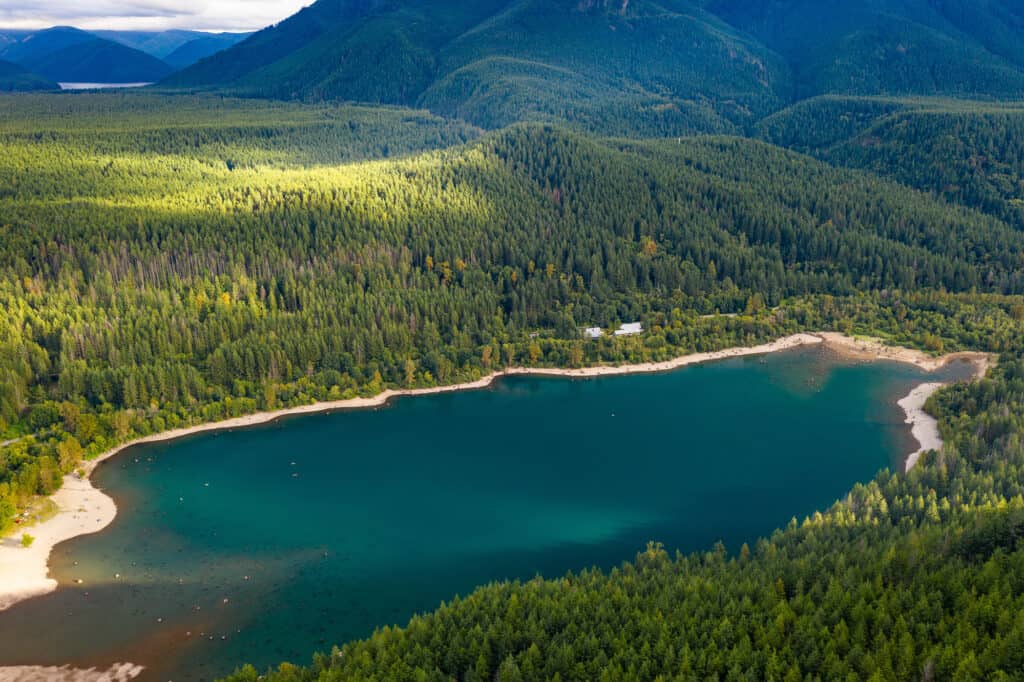 A scenic view of rattlesnake lake from rattlesnake ridge trail.