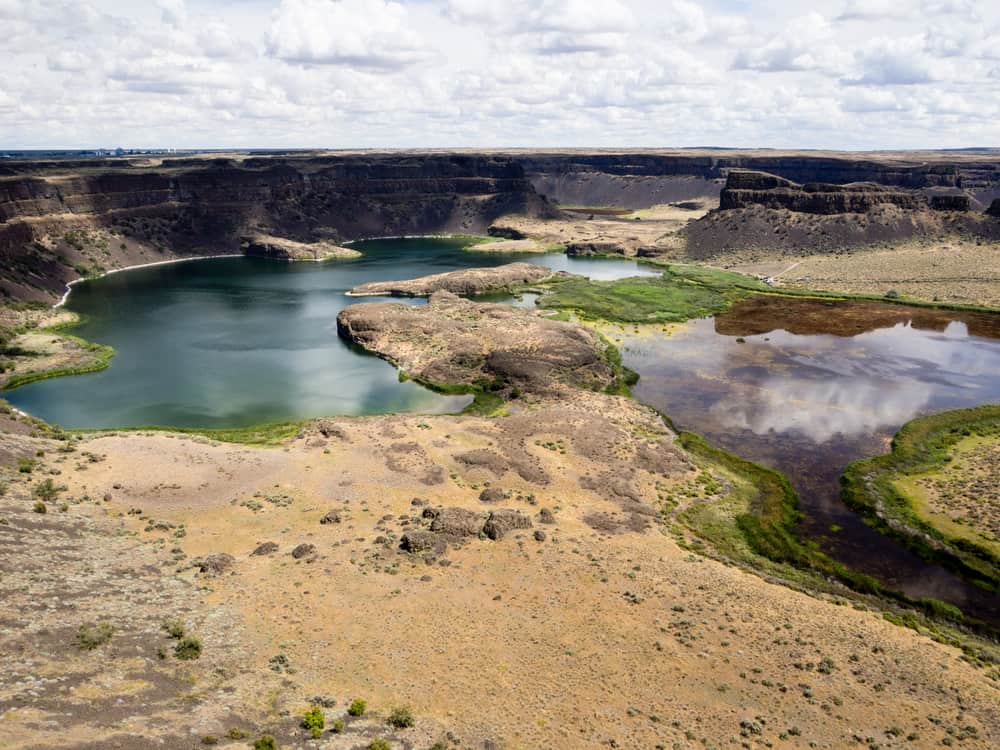 A scenic overview of dry falls and dry falls lake.