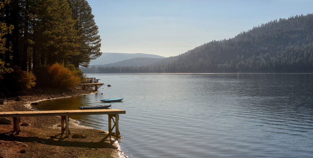 Shoreline view of Donner Lake in the eastern Sierra Mountains.