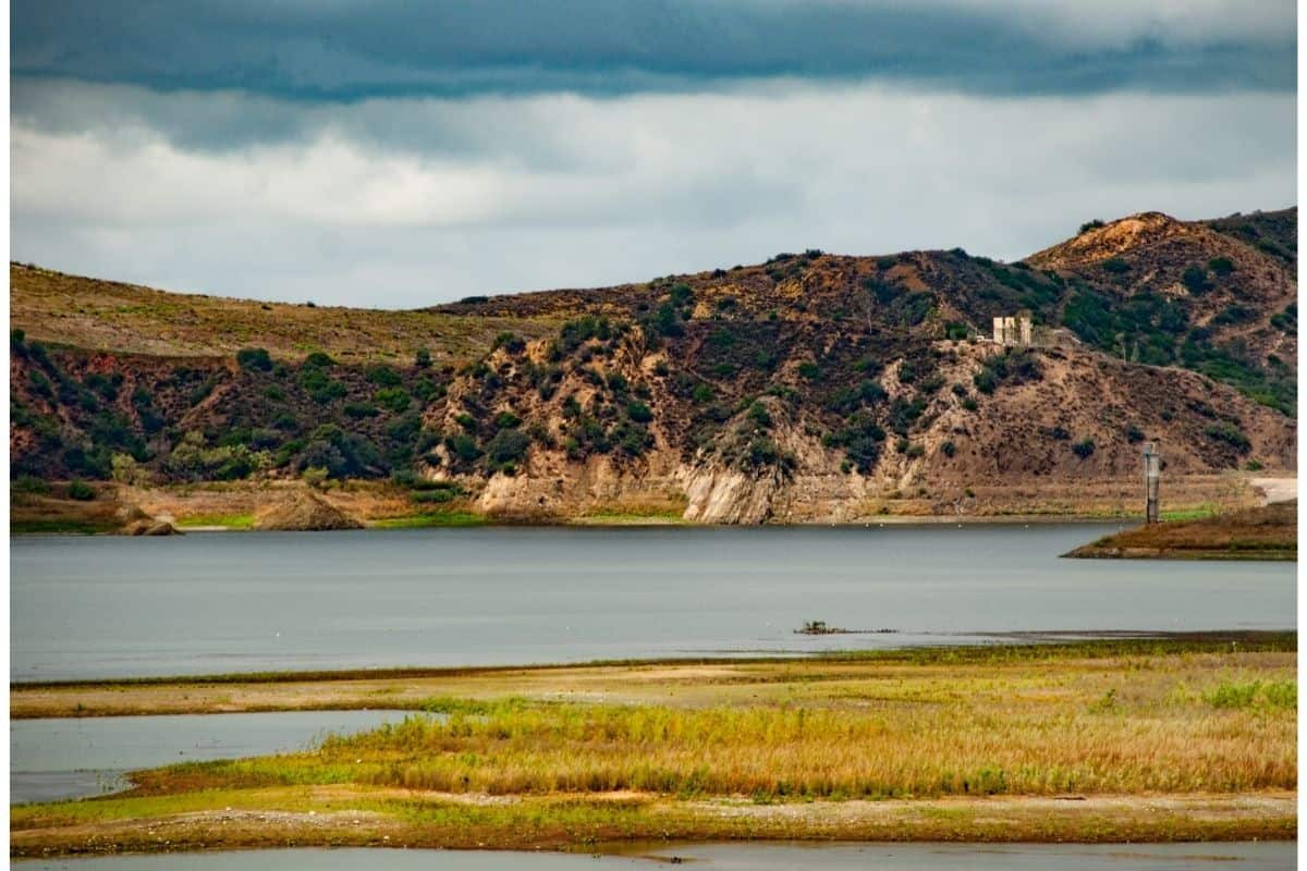 Scenic view of Irvine Lake.