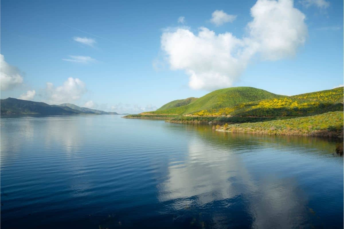 Scenic view of Diamond Valley Lake in Hemet California.