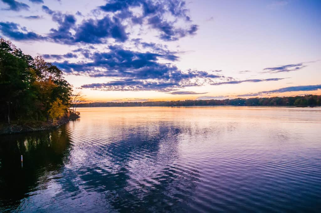 Colorful sunset at Lake Wylie, a very good North Carolina fishing reservoir.